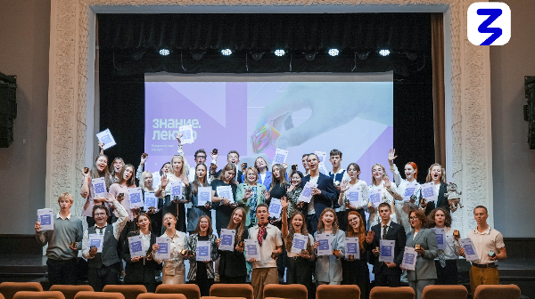 Школьница из Брянской области попала в финал конкурса «Знание.Лектор»