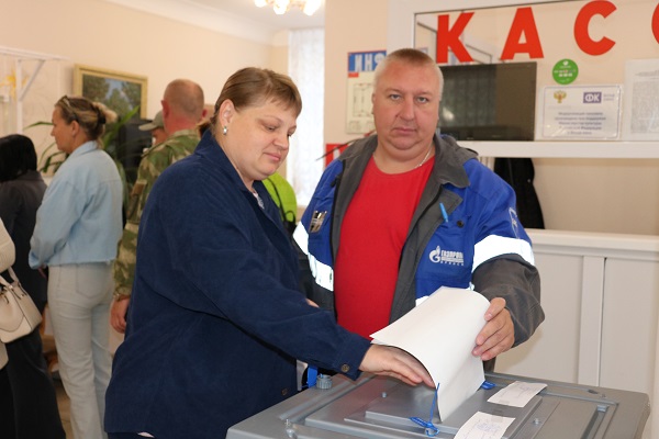 Стародубчане Евгения и Сергей Мацокины проголосовали в числе первых