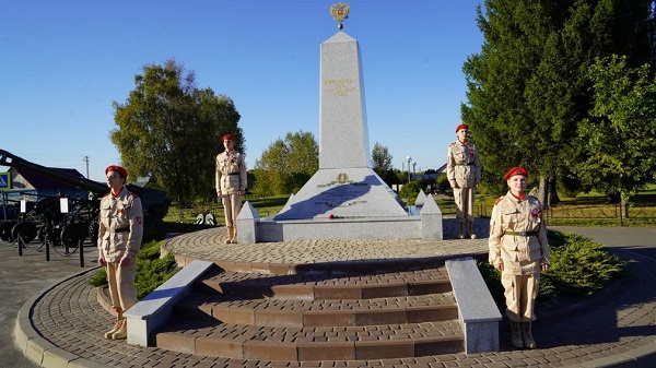 Ирек Файзуллин в Журиничах почтил память погибших в годы Великой Отечественной войны