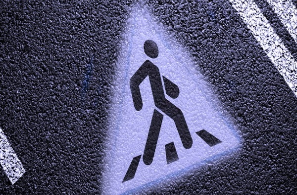 Сотрудники Госавтоинспекции МО МВД России «Стародубский» проводят профилактическое мероприятие «Пешеход»