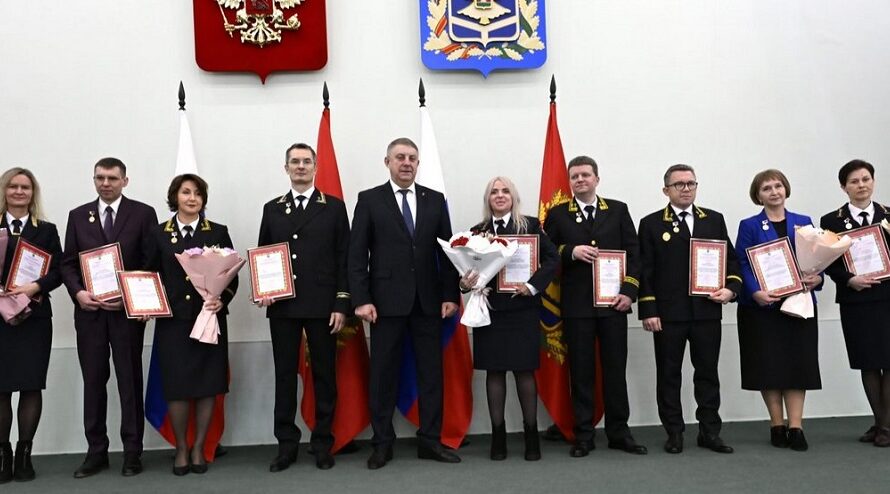 В Брянской области впервые празднуют День работника суда