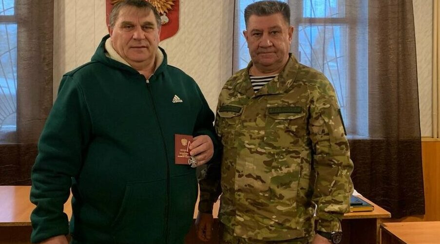 В Стародубе вручен орден Мужества отцу воина, погибшего в ходе СВО