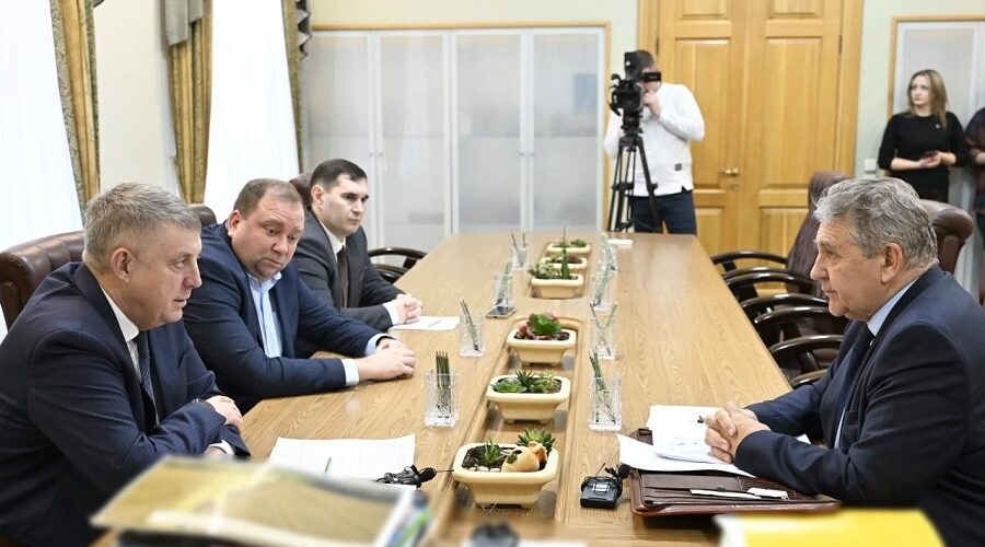 В Брянской области обсудили готовность ЖКХ региона к прохождению осенне-зимнего периода