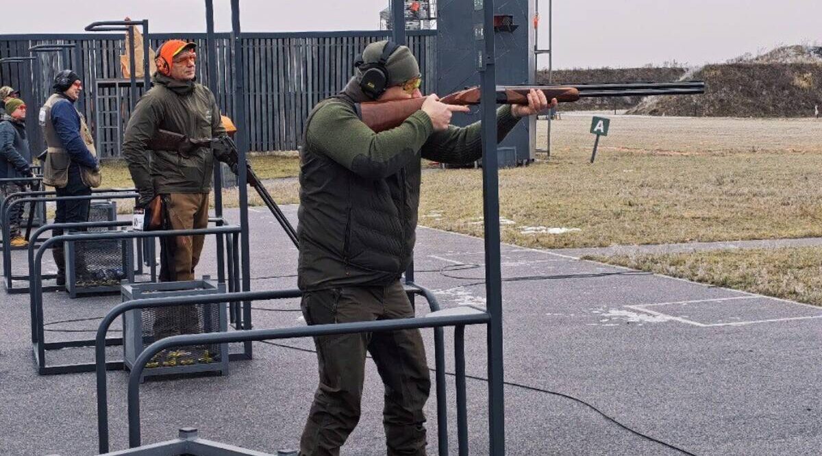 В Брянске победителем Кубка Александра Пересвета по стендовой стрельбе стал Азер Мамедов
