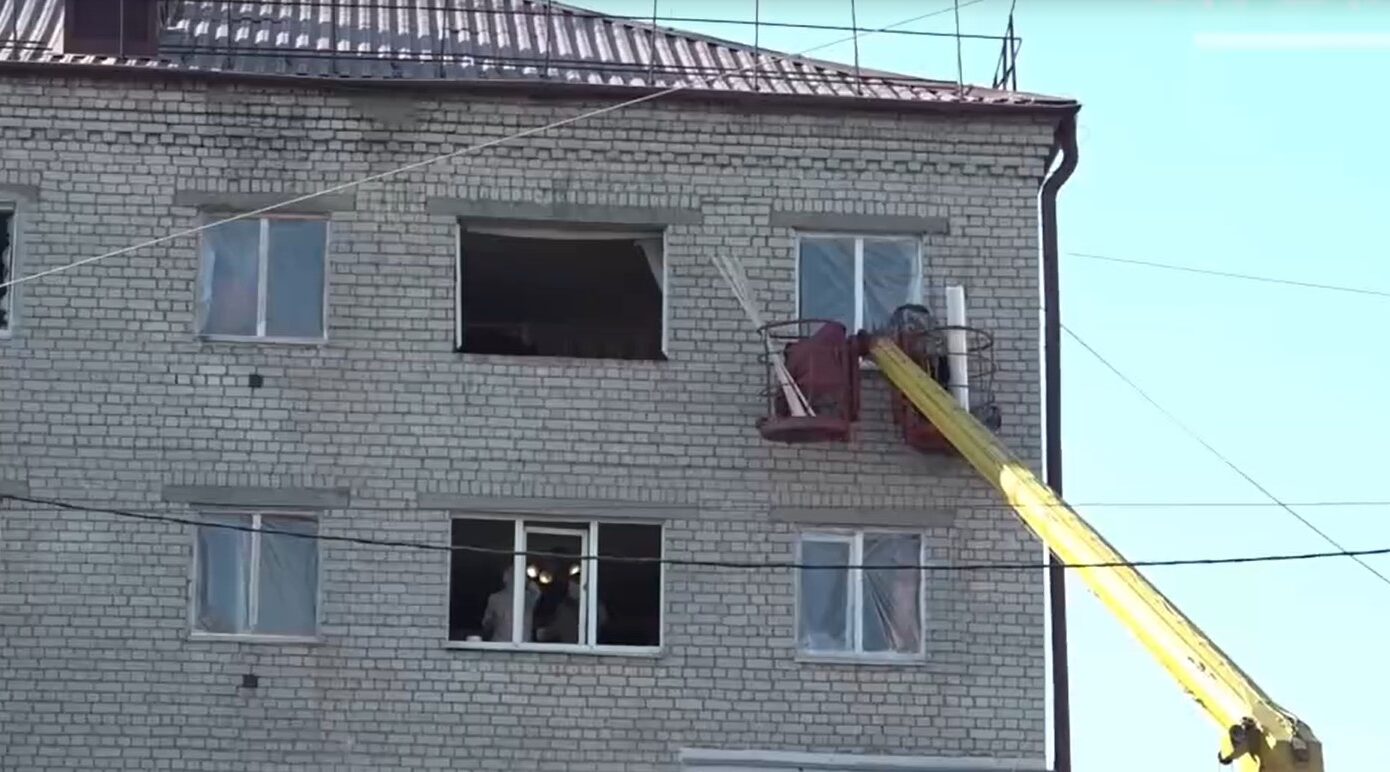 Брянские строители рассказали о восстановлении домов, повреждённых при теракте ВСУ