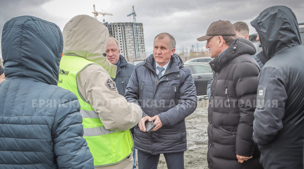 В Брянске по улице Бурова идёт строительство детского сада