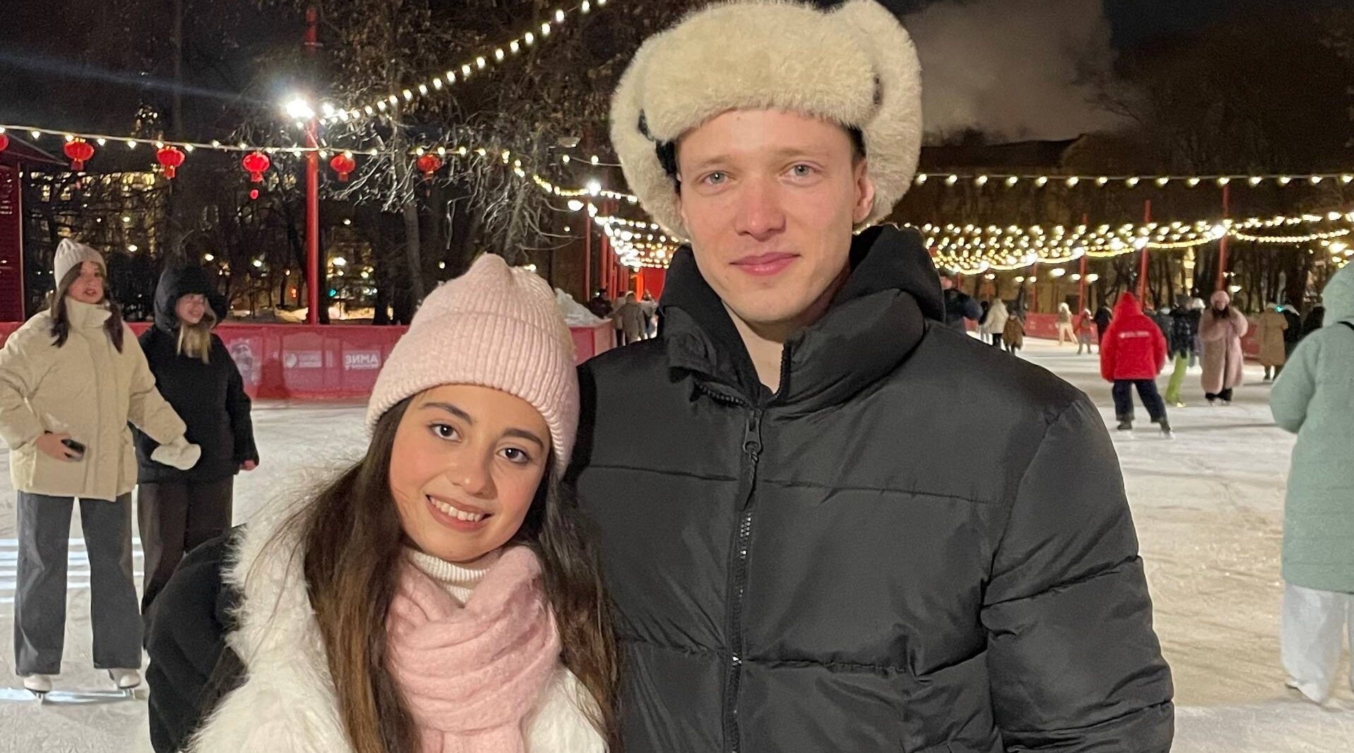 Стародубская школьница Елизавета Погосян побывала на ледовом празднике в Москве