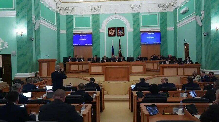В Брянской области внесли важные изменения в закон, касающийся обеспечения жильём детей-сирот