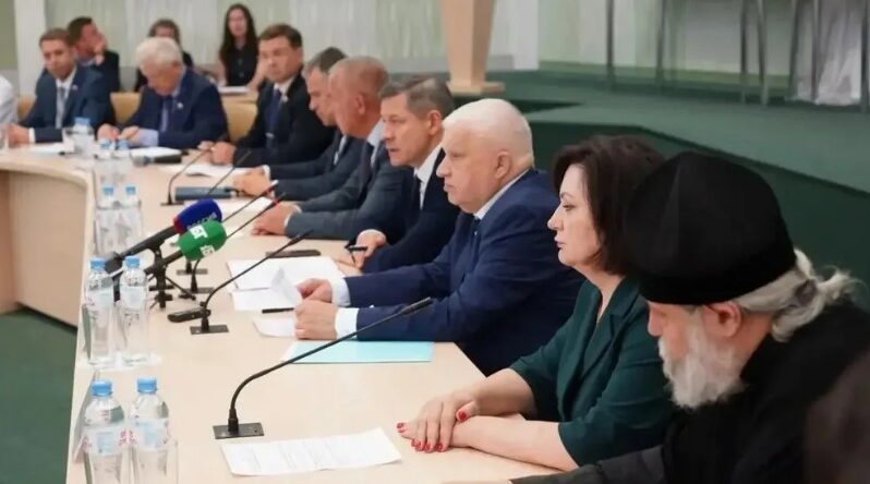 Правительство Брянской области продолжит диалог с Общественной палатой