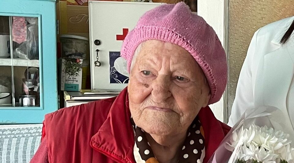 Жительница Стародуба отметила 102-й день рождения