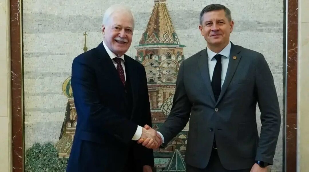 Губернатор Брянской области провёл встречу с Чрезвычайным и Полномочным Послом РФ в Республике Беларусь