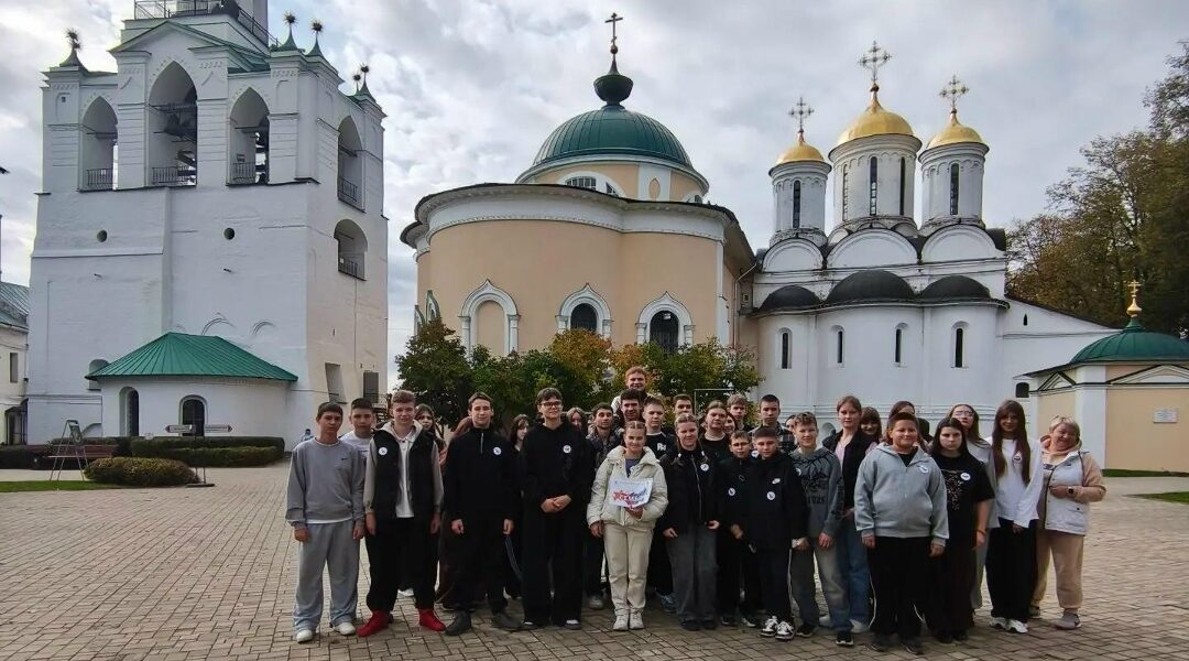 Стародубские кадеты побывали в путешествии по «Золотому кольцу Руси»